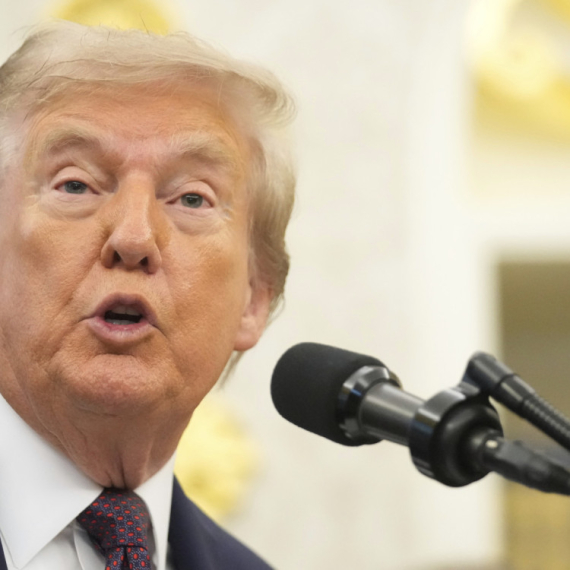 Tramp objavio važne vesti