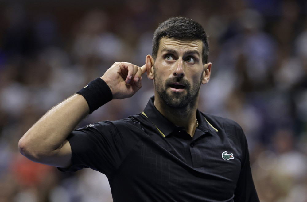 Đoković u ratu sa publikom – ceo stadion slavi kada on pogreši VIDEO