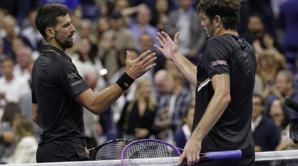 Đoković jači od Frica i publike – koreografija za ćerku i znak pitanja pred Alkarasa