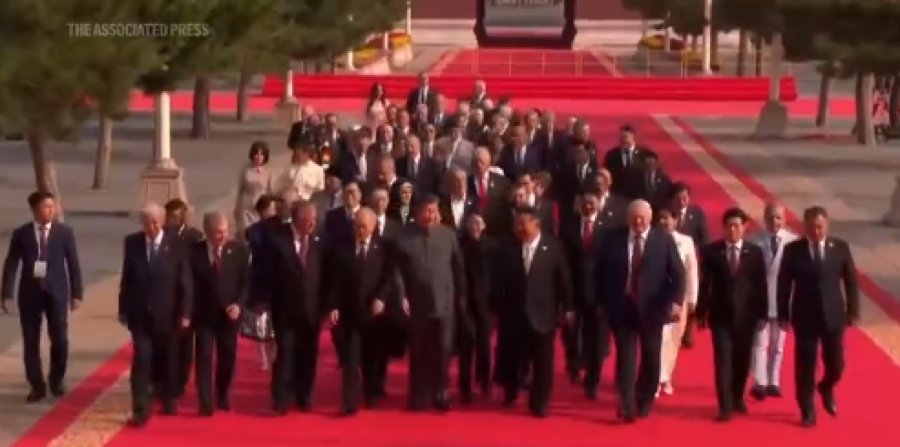 Vučić side by side with world leaders: A powerful image from China PHOTO