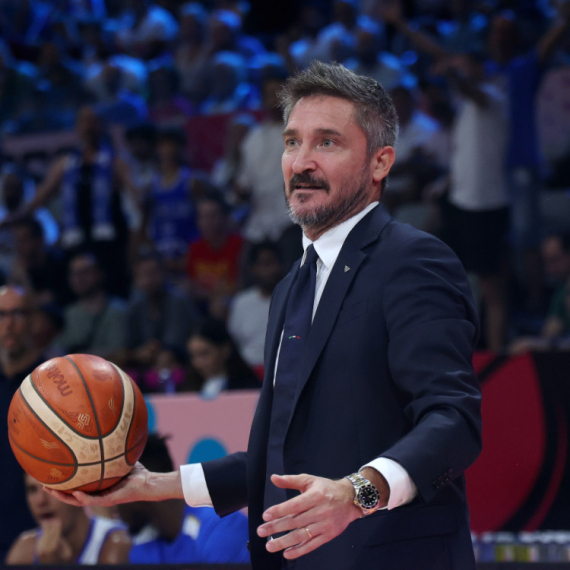 Uplakani Poceko podneo ostavku! FOTO