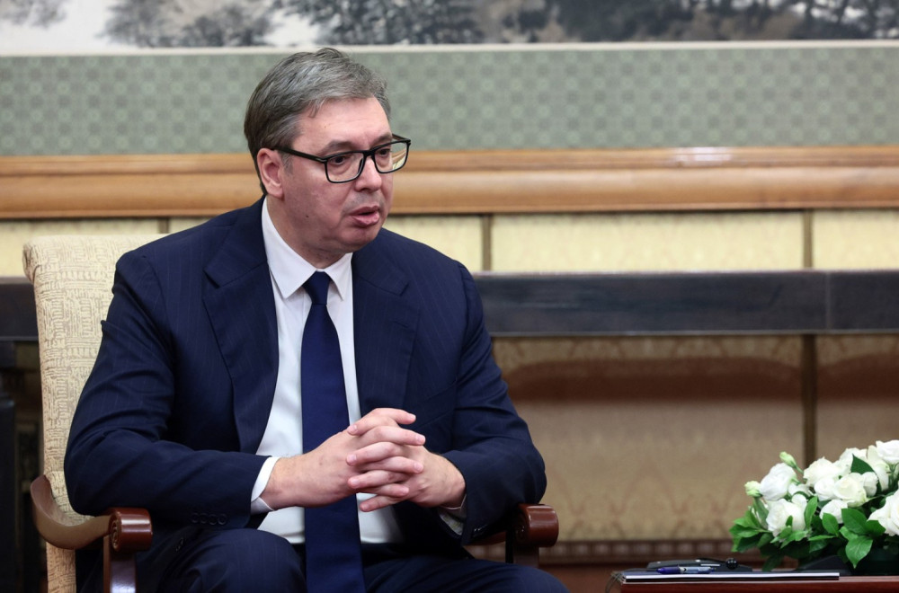 Vučić iz Kine: Leteći automobili sledeće godine u Srbiji