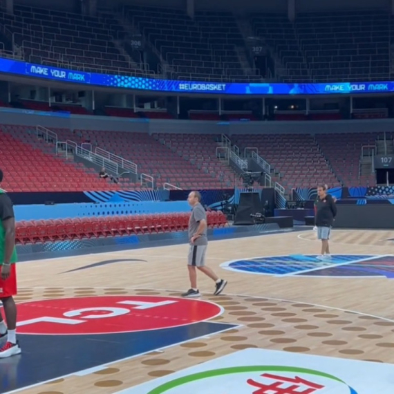 Jutarnje razgibavanje Turaka pred Srbiju – akcenat na šutu VIDEO