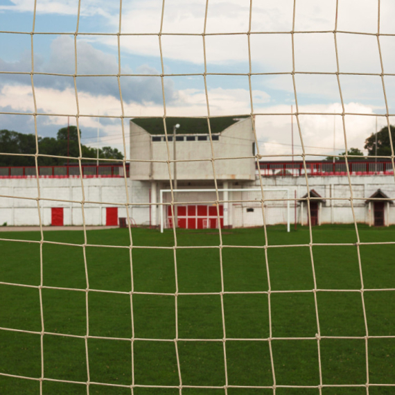 Čačak zvanično dobio na korišćenje Remontov stadion