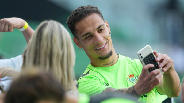 Antoni u suzama zbog Mančestera: "Odbio sam 7 miliona od Bajerna zbog Betisa" VIDEO