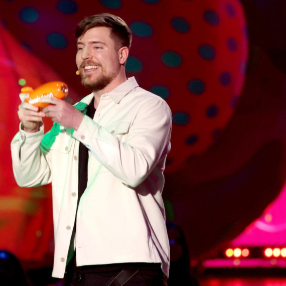 YouTube zvezda pokreće mrežu koja bi mogla da promeni tržište mobilnih usluga