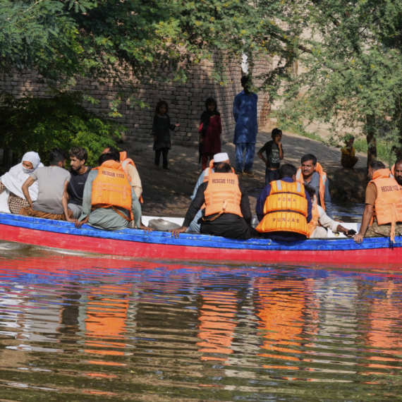Više od 3 miliona stanovnika ljudi pogođeno katastrofom; Evakuisano skoro 3 miliona FOTO/VIDEO