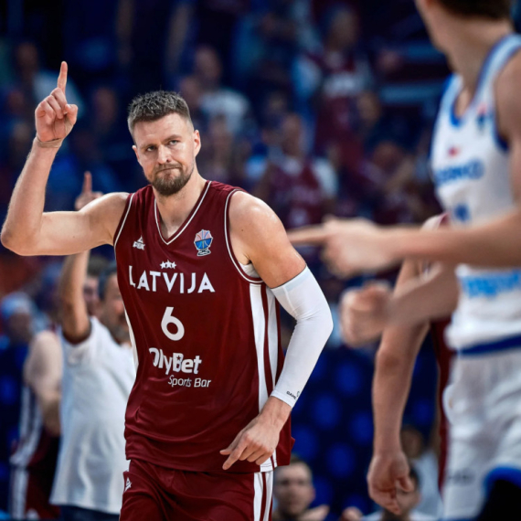Letonija pucala iz svih oružja – Porzingis i ekipa poslali jasnu poruku pred osminu finala