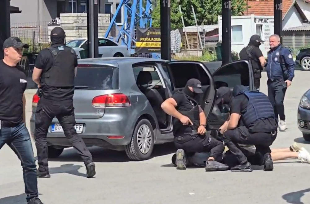 Drama u zgradi tužilaštva u Novom Pazaru: Opirao se policiji i nije dao da mu se stave lisice na ruke
