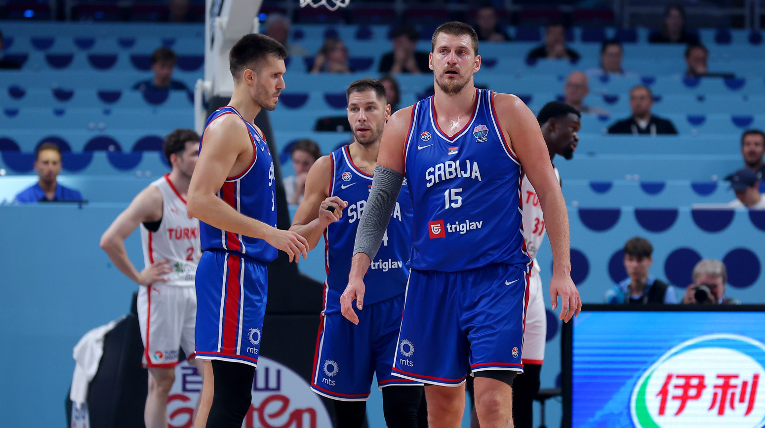 Prvi poraz "orlova"; Šta je sa Tristanom i Aleksom?; Javio se Bogdan; Ataman "pecnuo" Janakopulosa