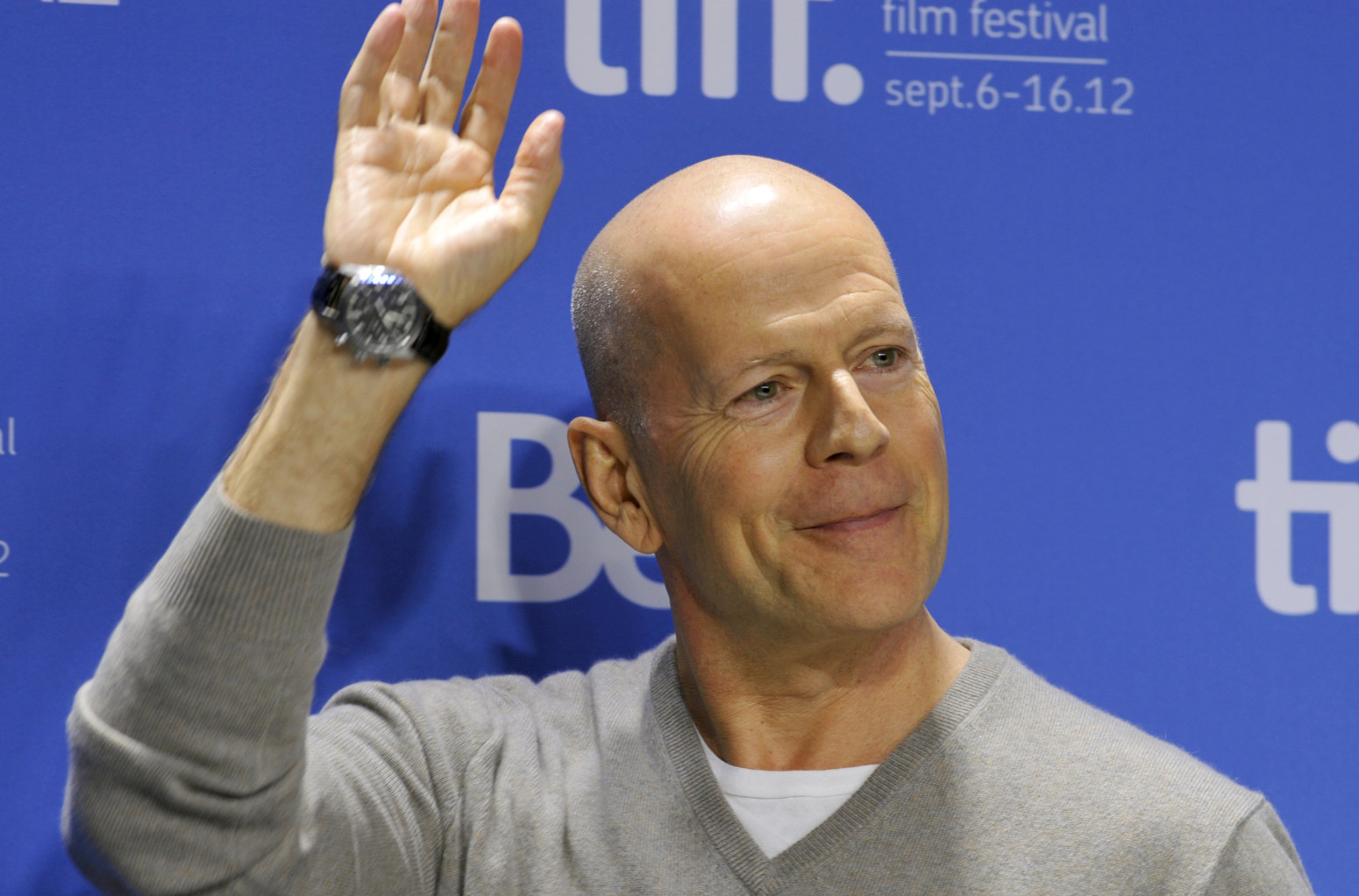 Supruga Brusa Vilisa se ponovo oglasila o njegovom stanju: "Sad je sve mirnije" FOTO