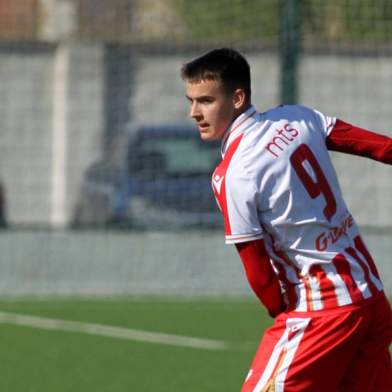Crvena zvezda ostala bez talentovanog napadača!
