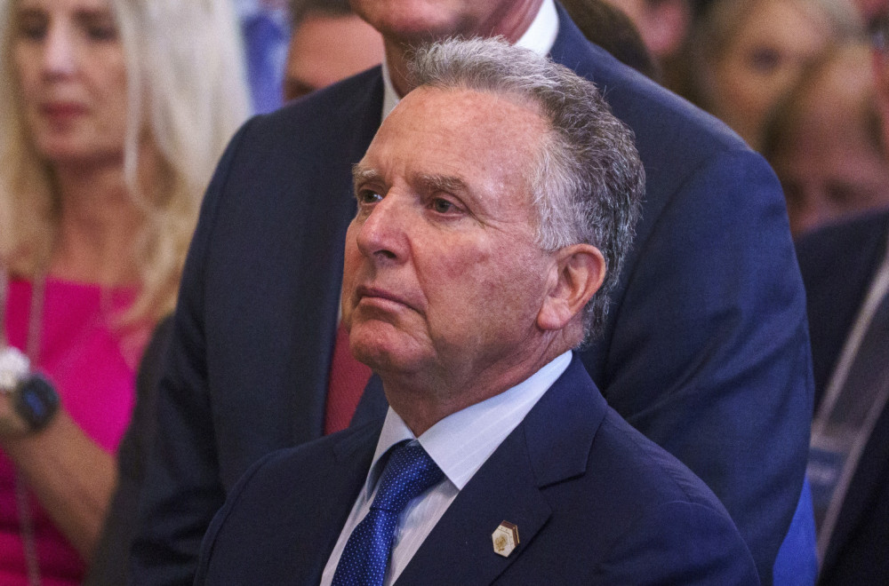 Hitan sastanak pre odlučujuće sednice: Vitkof se sastao sa Hercogom i Netanjahuom