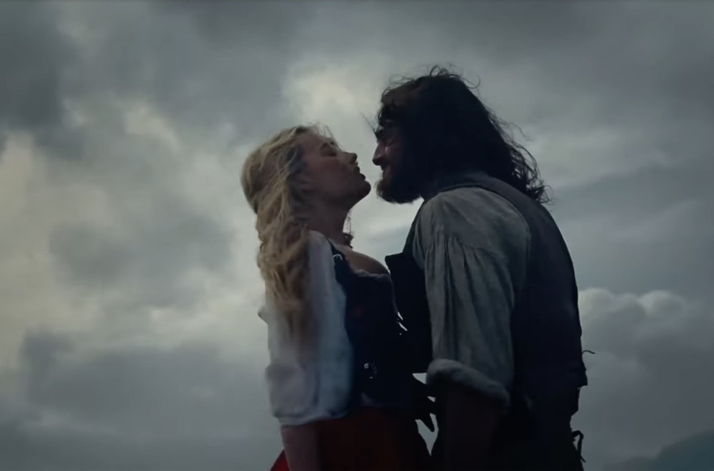 Margo Robi i Džejkob Elordi u zanosu; Bujica erotskih scena: Stižu "Orkanski visovi" VIDEO