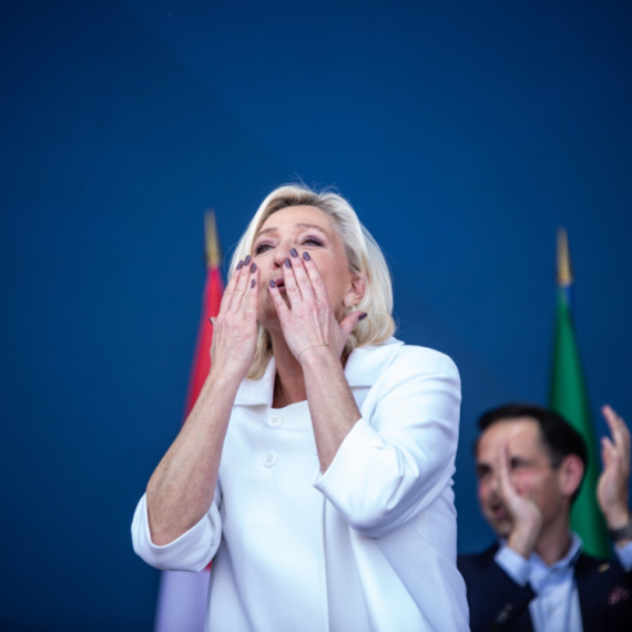 Preokret: Marin Le Pen ulazi u predsedničku trku?