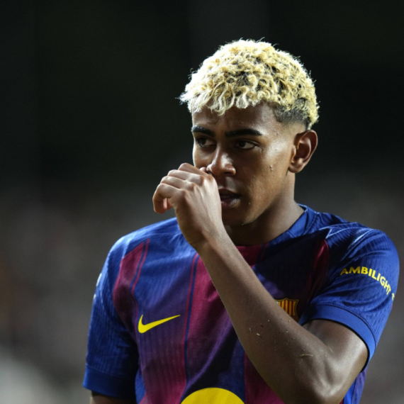 Barselona bez Jamala u Engleskoj