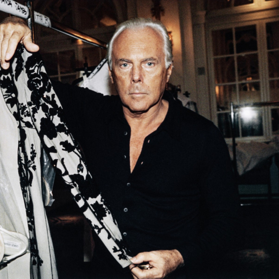 Kupci pohrlili na Armanijeve vintidž komade nakon njegove smrti