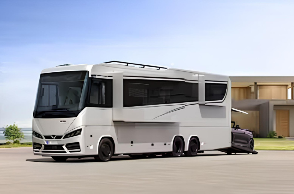 Najluksuzniji kamper ikada – košta 2,8 miliona evra i ima garažu za automobil! FOTO