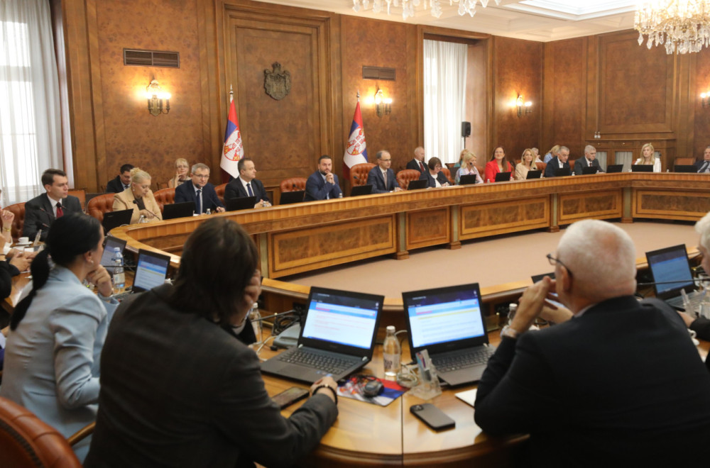 Vlada Srbije usvojila više Zaključaka i izmenjenu Odluku o najvišim cenama lekova