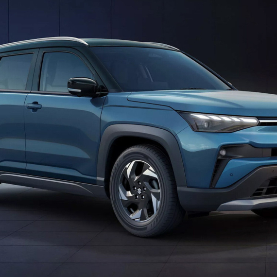 Suzukijev novi SUV nije tako veliki kao što se čini, ali krije obilje iznenađenja FOTO