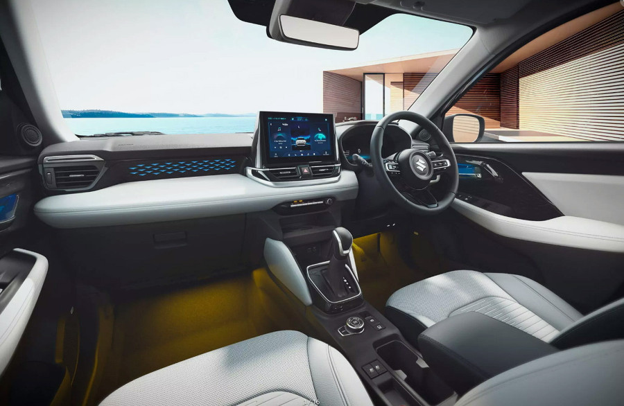 Suzukijev novi SUV nije tako veliki kao što se čini, ali krije obilje iznenađenja FOTO