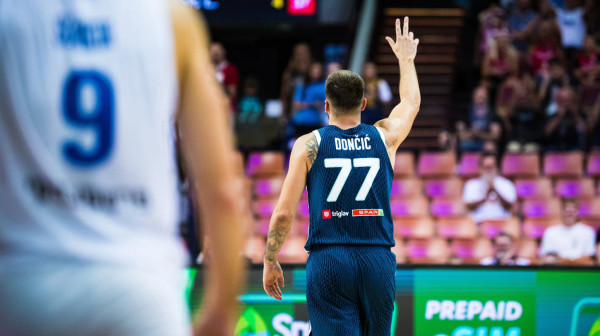 Dončić stao na korak do istorije! VIDEO