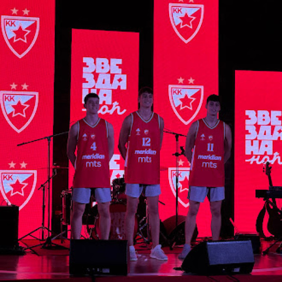 Zvezda pokazala novi dres i otkrila ciljeve za novu sezonu FOTO/VIDEO