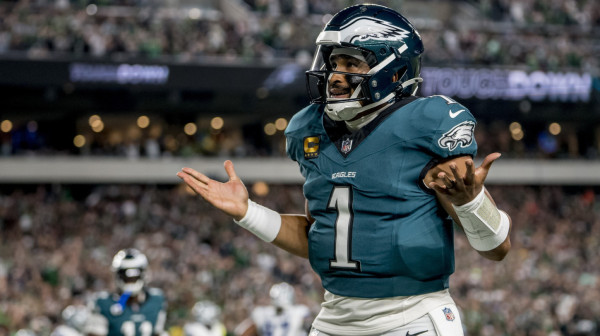 Grmljavina, pljuvanje, omaž Džordanu i drama – šampionu derbi na premijeri sezone VIDEO