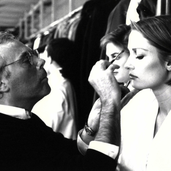 Samo zbog njega – ženstvenost i snaga su jedno: Za Đorđa Armanija žena je bila najveća moć