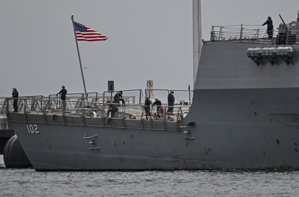 Sve ide po Trampovom planu: Ratni brod napustio Trinidad i Tobago