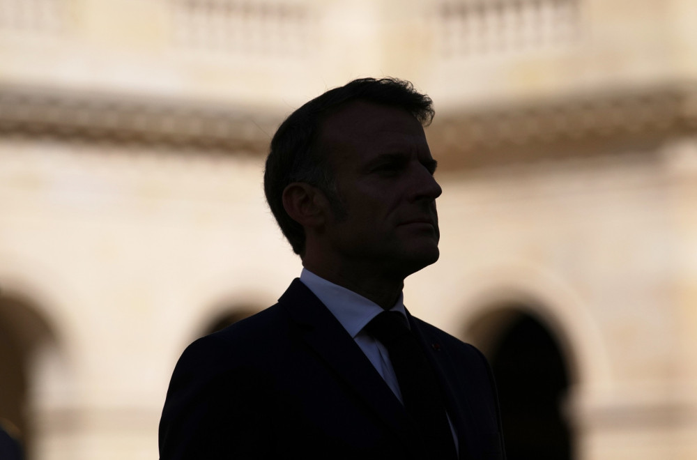 Makron pred teškom odlukom: U narednih 48 sati...