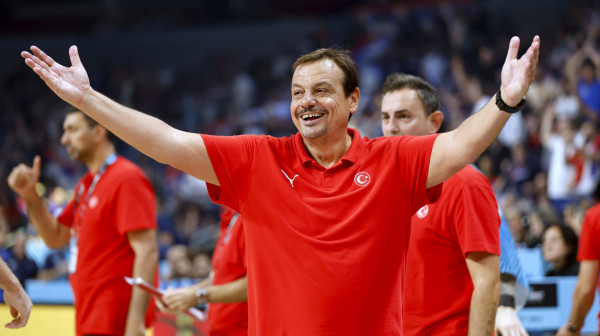 Ataman besan na FIBA: "Smešno, nepoštovanje!"; "Šala koju sam napravio posle Srbije..."