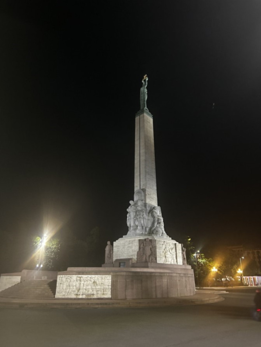 Više puta rušen i bombardovan, a nikad uništen: Grad koji se ne zavoli na prvu FOTO