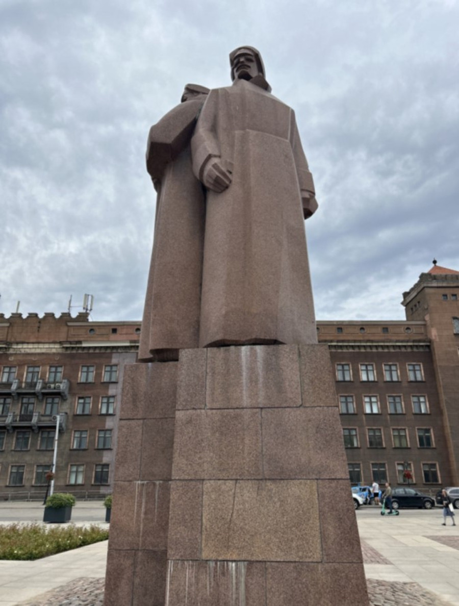 Više puta rušen i bombardovan, a nikad uništen: Grad koji se ne zavoli na prvu FOTO