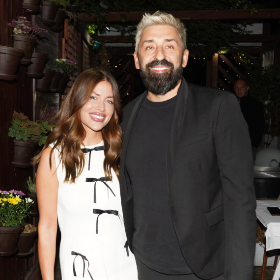 Ognjen Amidžić i Mina čekaju drugo dete: Voditeljka 6 meseci krila trudnoću