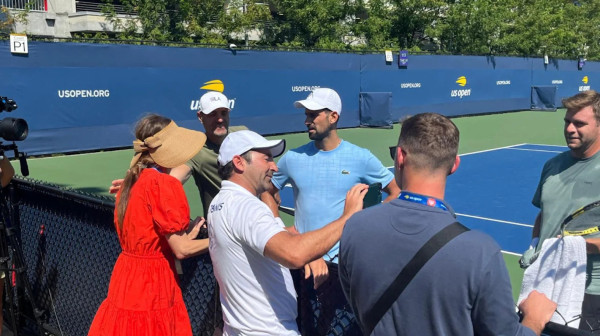 Đoković ne menja dobitnu kombinaciju – sa Monikom Seleš pred duel sa Alkarasom FOTO