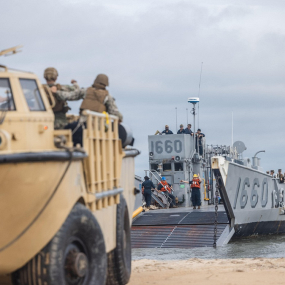 Marinci se spremaju za invaziju na Venecuelu?