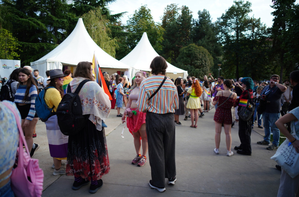 Blokaderski Prajd pretvoren u cirkus: Hrvatska šahovnica i političari u prvom planu, parole skandalozne