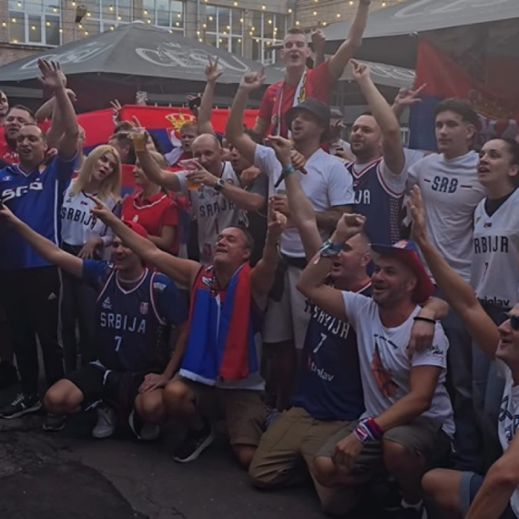 Srbi u Rigi napravili feštu pred Finsku VIDEO