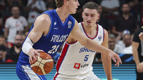 Prokletstvo i dalje traje - Karijeva Srbija ispala!