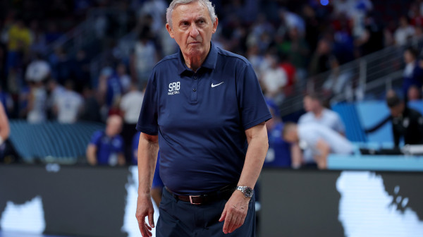 "Selektor naš dobri, on lupeta kako mu šta odgovara" VIDEO