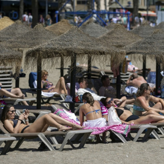 Skandal sa kremama za sunčanje: Kupci ogorčeni