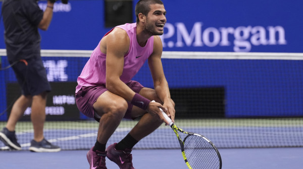 Alkaras Sineru: "Viđam te više od porodice" VIDEO