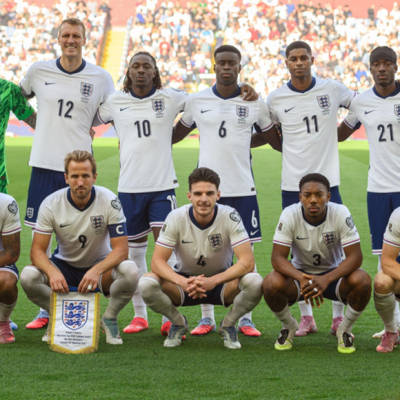 Englezi pred Srbiju potežu kartu rasizma!