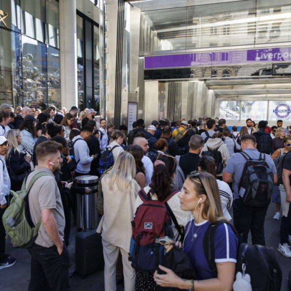 Londonski metro paralisan