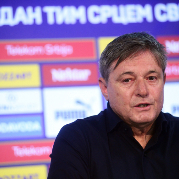 Piksi o problemima i pritisku: "Samo bez gluposti, možda neko navija za Albaniju" VIDEO