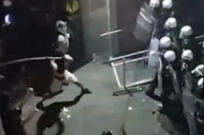 Dok Vučić upozorava da institucije moraju da rade svoj posao, neki bi od Srbije da naprave anarhiju VIDEO