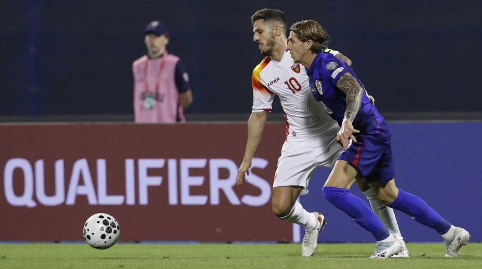 Skandal na meču Hrvatska – Crna Gora: "Ubij Srbina" VIDEO