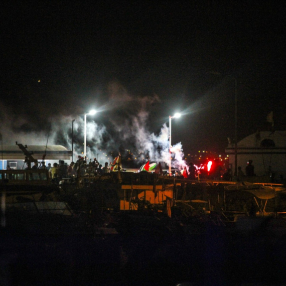 Kraj putovanja za Sumund flotilu: Izraelske snage pritvorile Gretu Tunberg VIDEO