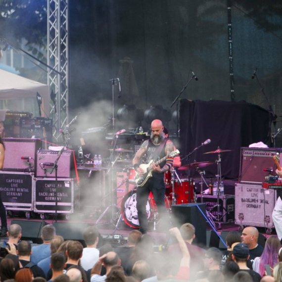 Iznenada preminuo bubnjar benda: "Molimo za razumevanje"